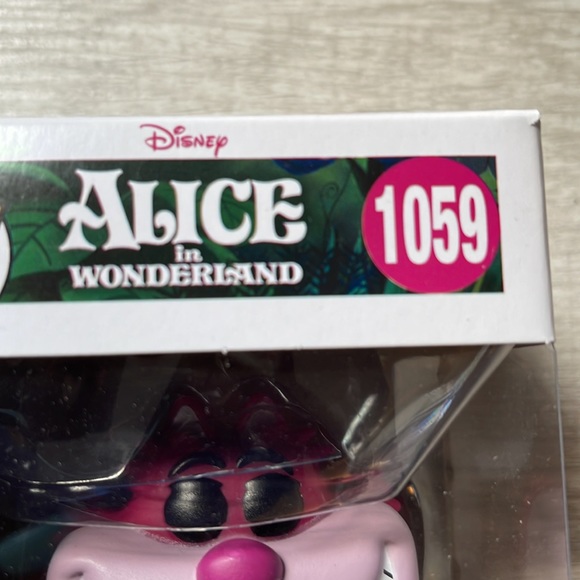 Pop! Alice In Wonderland Cheshire Cat! - Picture 3 of 12